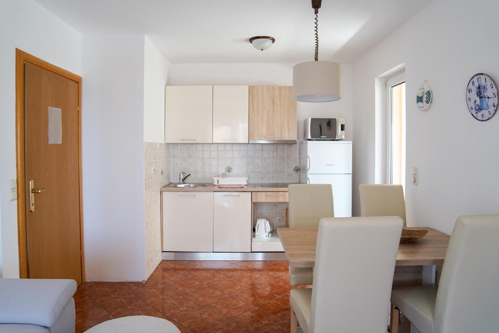 דירות אומיסאליי Apartman Lana מראה חיצוני תמונה