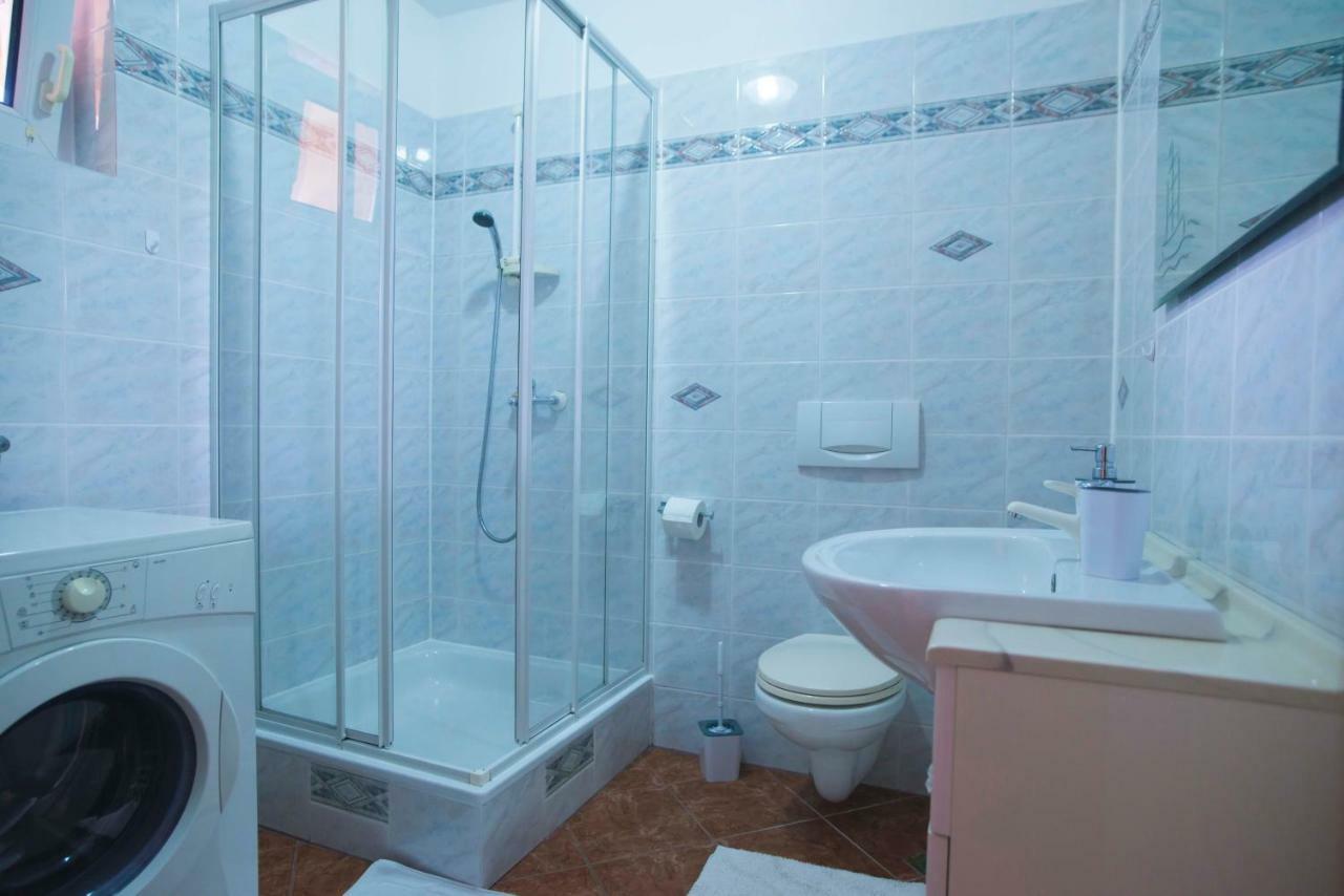 אומיסאליי Apartman Lana מראה חיצוני תמונה